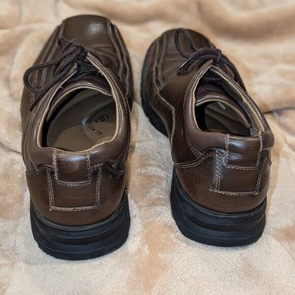 Dockers Mens Size 11 M Brown Leather Shoes - Picture 5 of 8